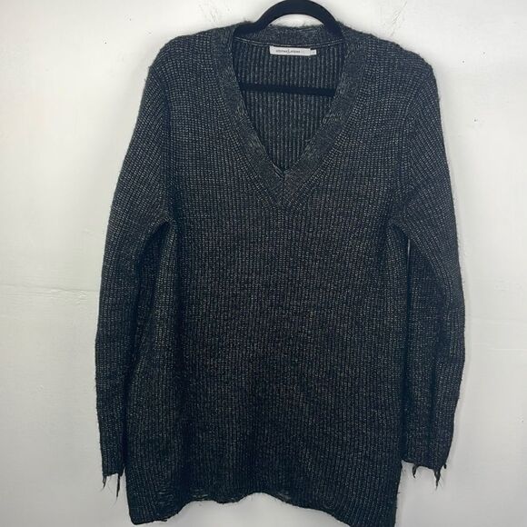 Stitches and Stripes Evereve Womens Sz L Black Sloane Destructed Tunic Sweater - Picture 4 of 13
